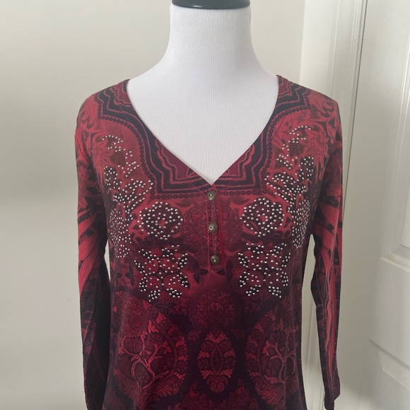 Tops - Long sleeve top size small
